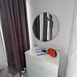 Sara *
